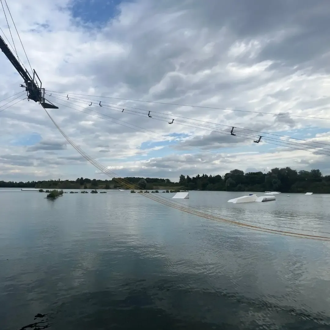 Seil mit Mitnehmern und Kicker im Wakepark Wakebeach 257! in Dormagen